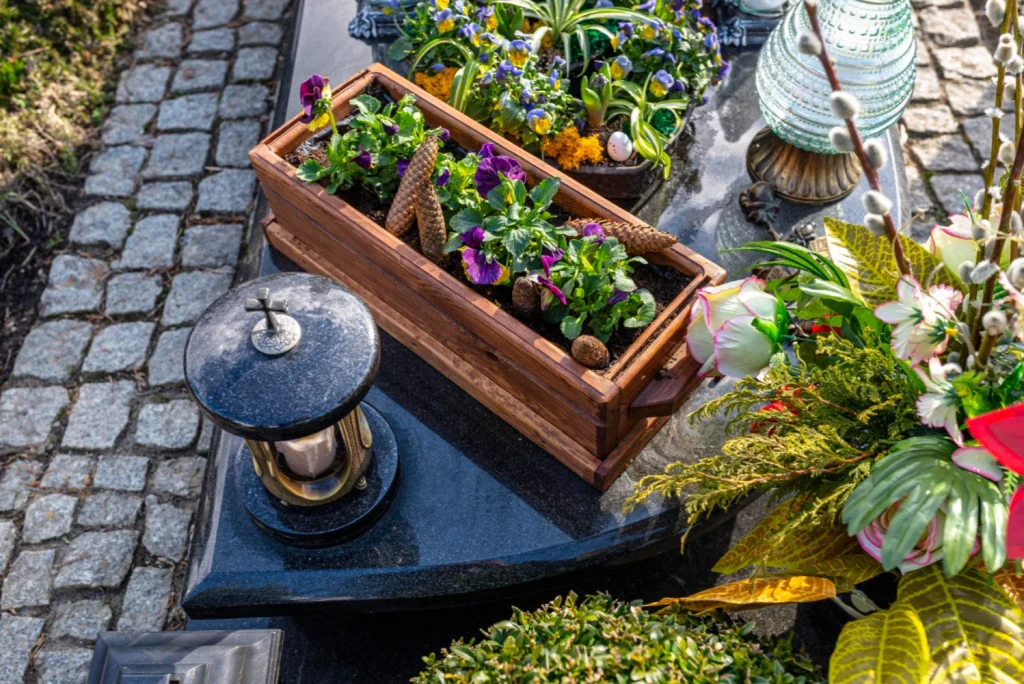 Arredo esterno e materiali ornamentali (1)